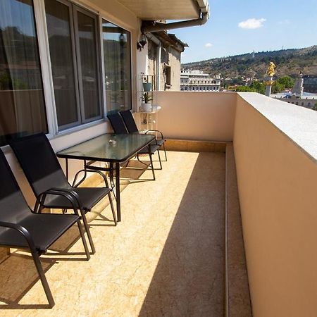 Big Terrace Apartment On Liberty Square Tbilisi Esterno foto